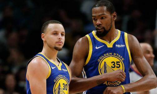 王者荣耀-库里对联手KD持开放态度 二人去年曾深谈交易可能