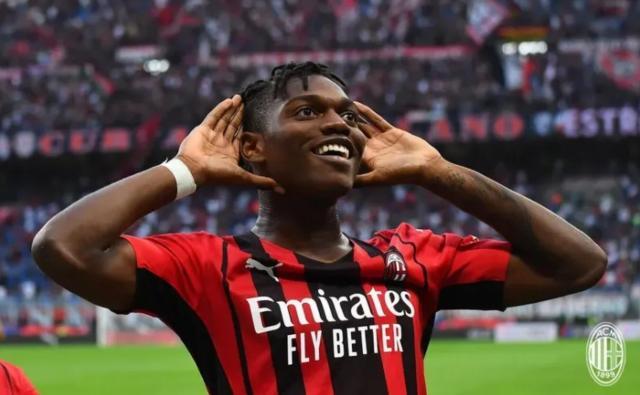 1684079880013065286.jpg 【早报】德比取胜!巴萨提前4轮夺冠!