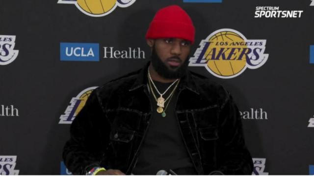 英雄联盟-三巨头合体湖人反而输球 詹眉已对沃格尔不满？