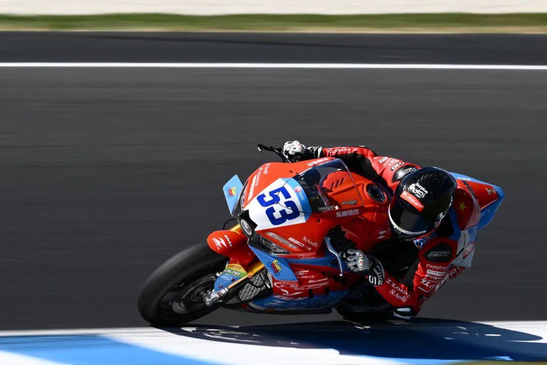 九游体育网页版-WSBK冠军背后,张雪机车的四张底牌