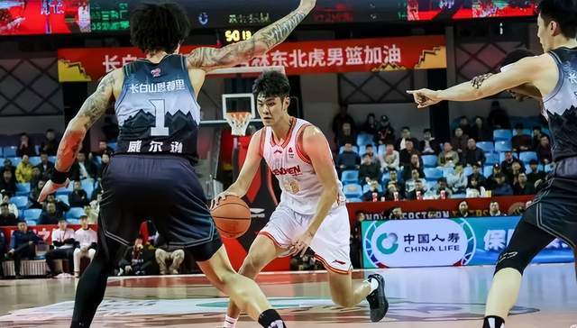 CBA杀出大黑马!攻击力全联盟第2,连超京鲁升至第4,老帅太猛了